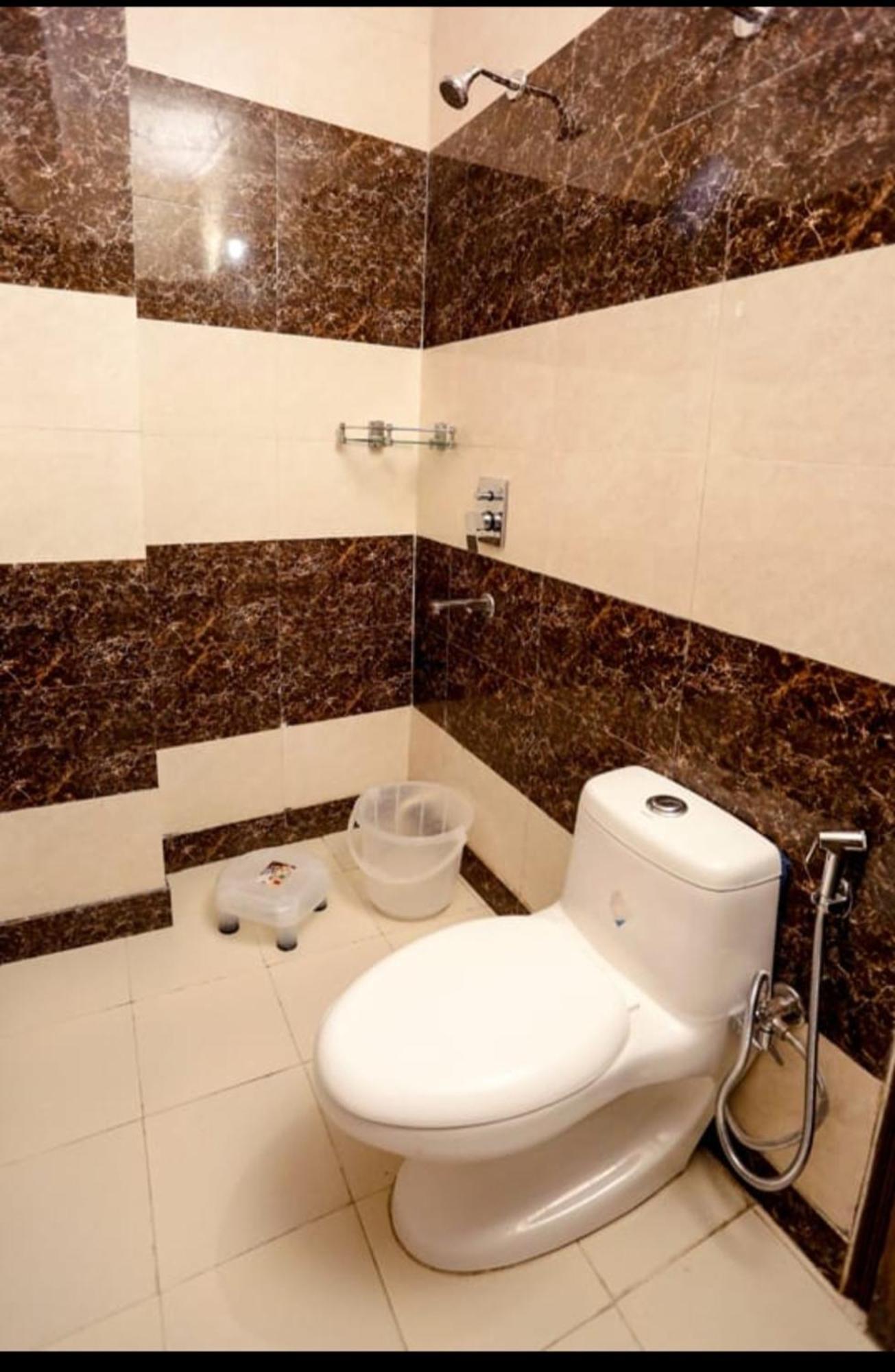 Airport Hotel Edge Home Stay New Delhi Ngoại thất bức ảnh