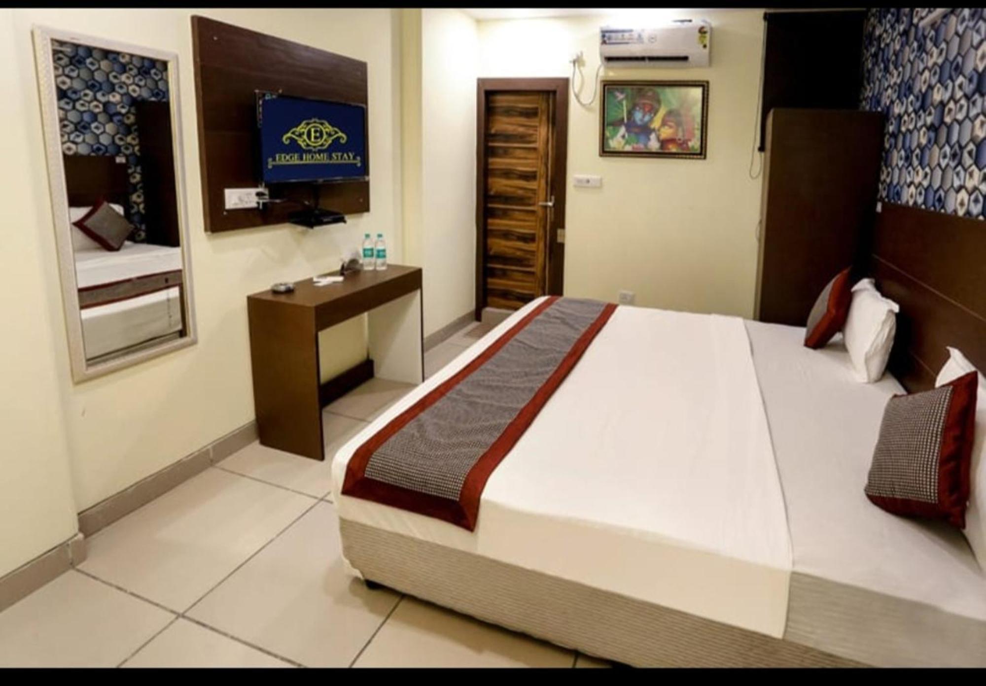 Airport Hotel Edge Home Stay New Delhi Ngoại thất bức ảnh