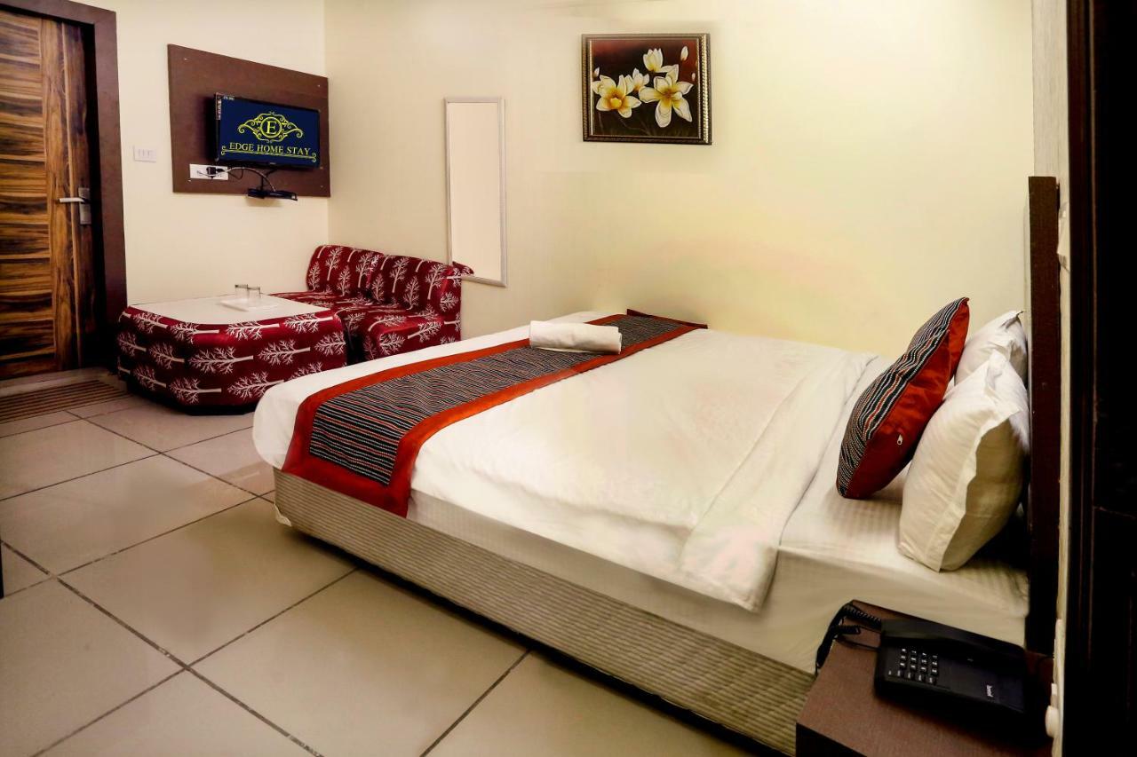 Airport Hotel Edge Home Stay New Delhi Ngoại thất bức ảnh